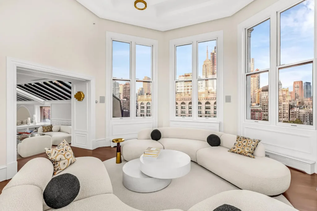 Kitchen remodeling Flatiron NYC with custom cabinetry and premium finishes by Gurri Remodel