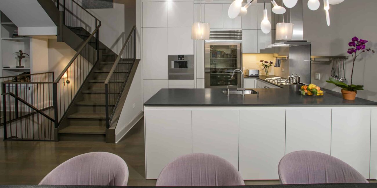 High-end kitchen remodeling NYC with custom cabinetry and luxury finishes by Gurri Remodel